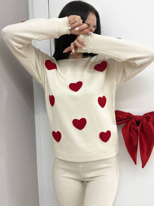 Жіночий костюм Ангора з сердечками