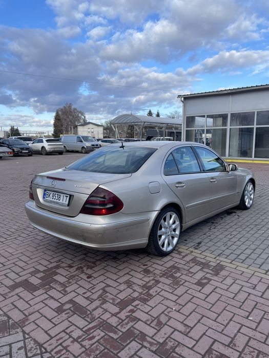 Mercedes-Benz w211 2.7