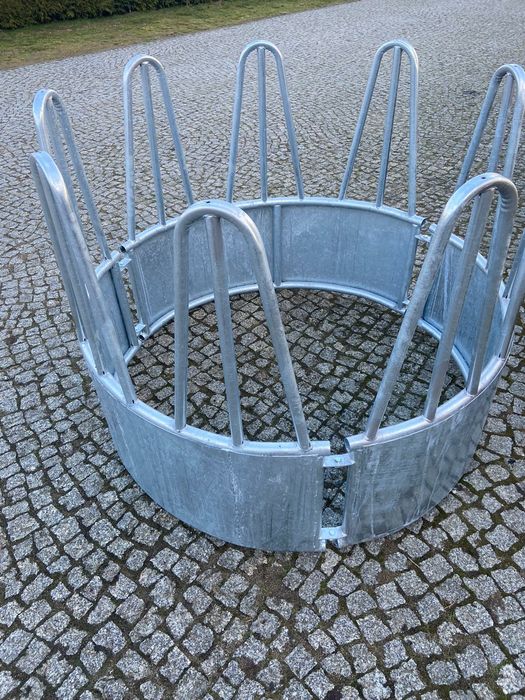 Paśnik dla bydła karmik na krów na 9 stanowisk nowy ocynkowany
