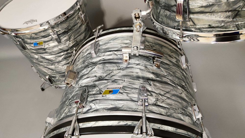 Ludwig Super Classic Maple USA vintage 70s–22/13/16 Sky Blue Pearl –Blue/Olive Badge