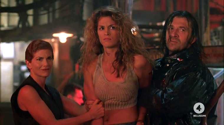 PRESA FÁCIL (William Baldwin/Cindy Crawford) Eles estão em fuga...