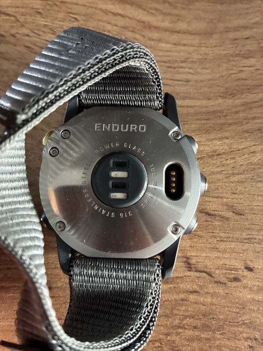 Garmin Enduro Solar – multisportowy zegarek GPS