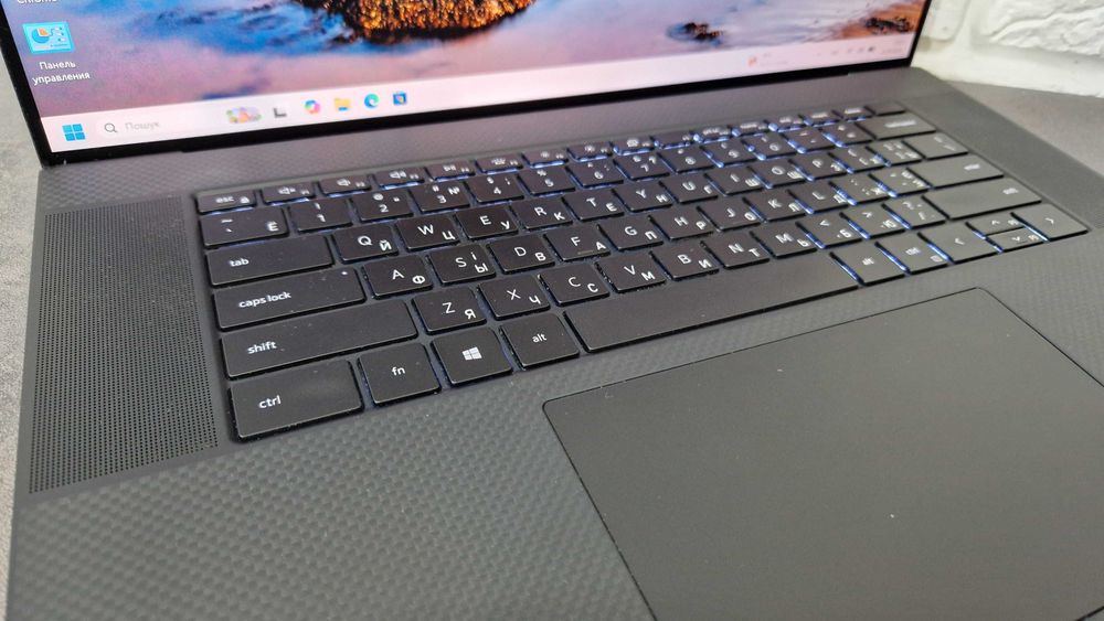 Ноутбук Dell XPS 17 9700/іntel i7-10875H/20/512/RTX 2060/Эксклюзив/17 дюйм