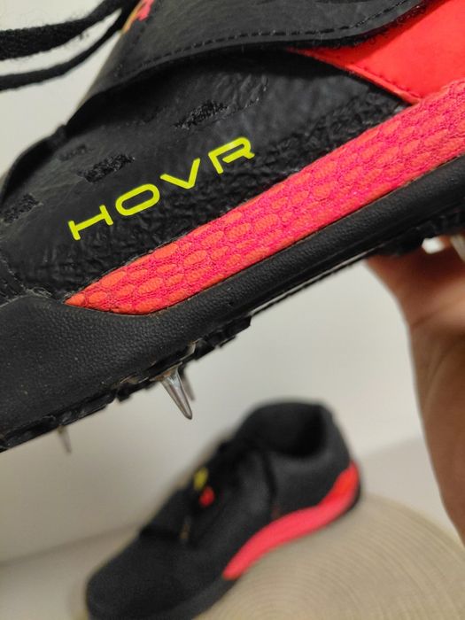Продам шипівки Under Armour