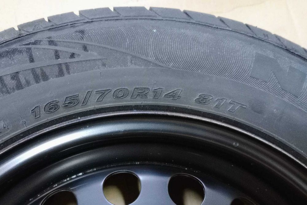 Komplet kół 165/70R14 81T / 5Jx14H2 ET35 / DOT2124