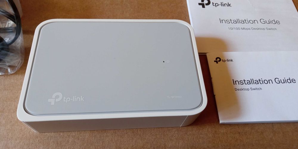 Switch TP-LINK TL-SF1005D