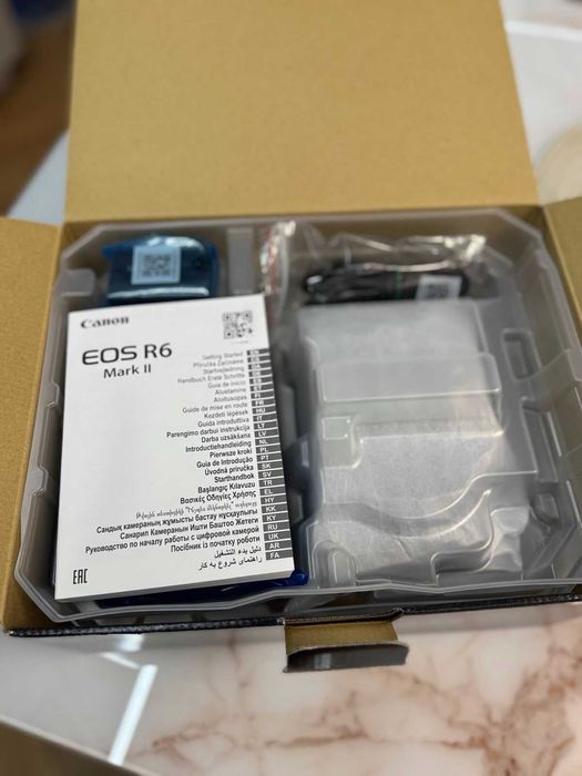 Canon EOS R6 Mark II У наявності