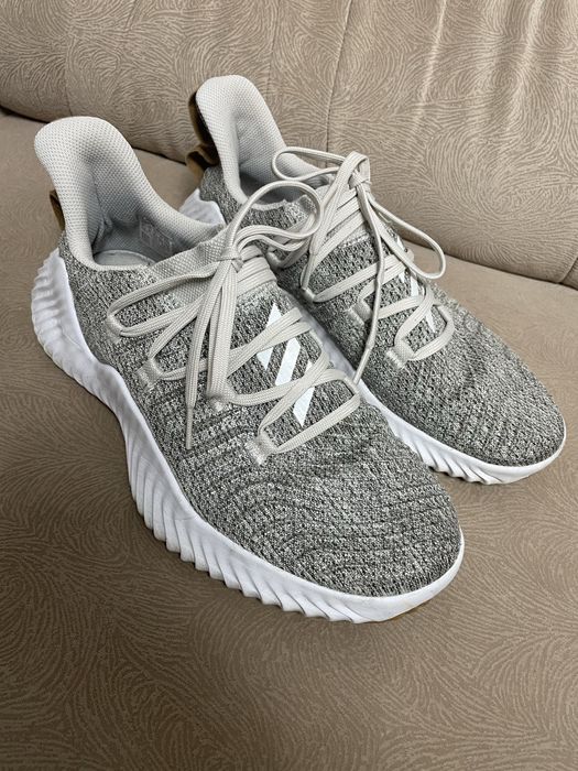 Кросівки Adidas Alphabounce Trainer 42