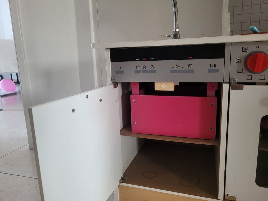 Cozinha Infantil Hape All-in-1 em madeira - usada