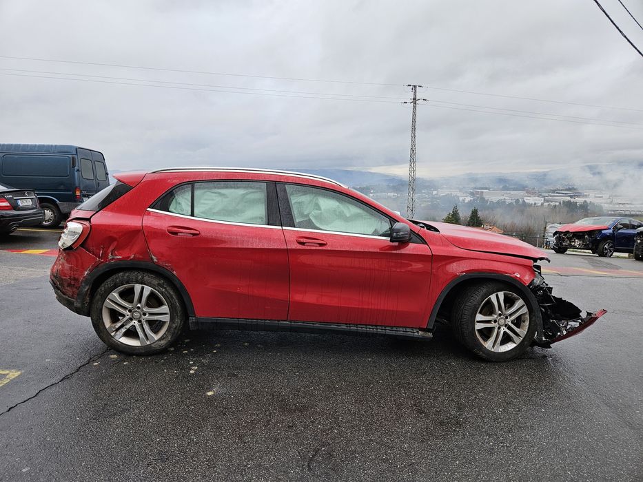 Mercedes-Benz GLA 200 CDi de 2014 para peças