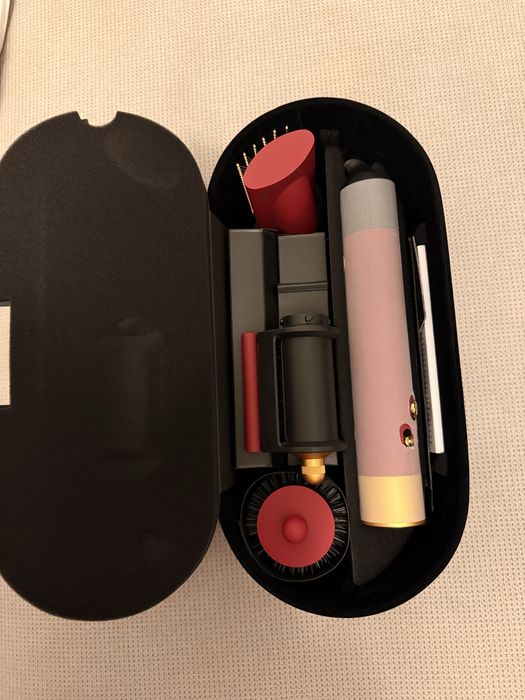 Dyson AirWrap (Red Velvet/Gold)