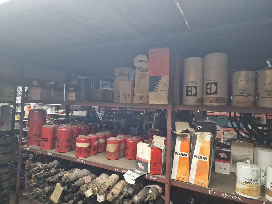 Pecas maquinas indústriais e tratores reboques e atrelados