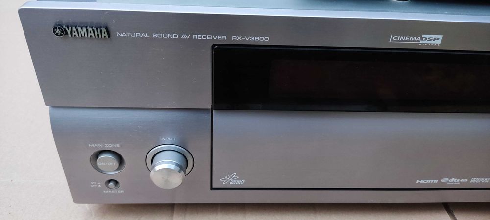 Yamaha RX-V3800 – amplituner 7.1. z pilotem