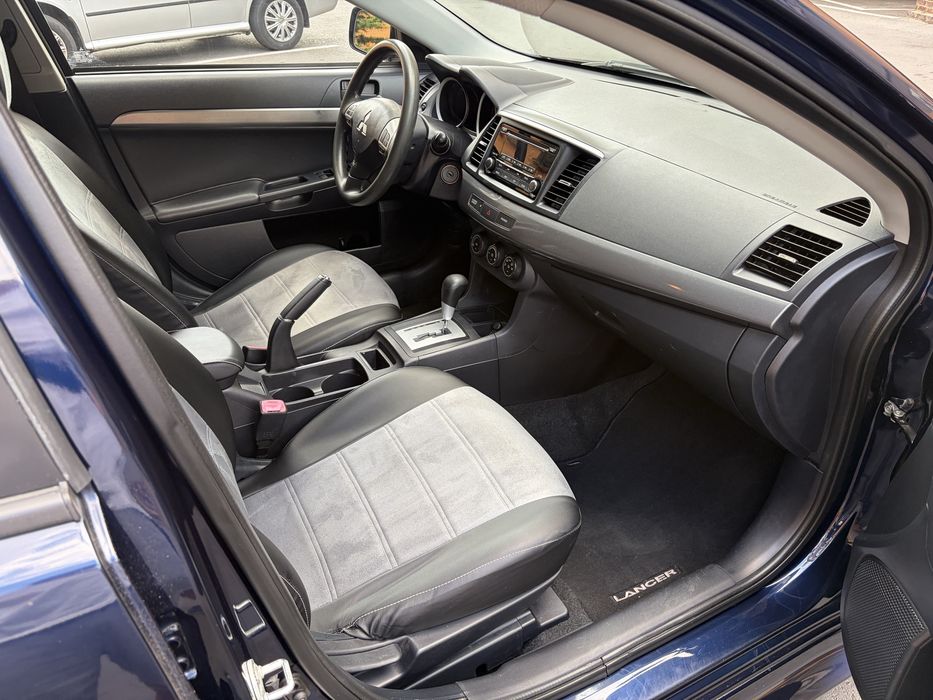 Mitsubishi Lancer