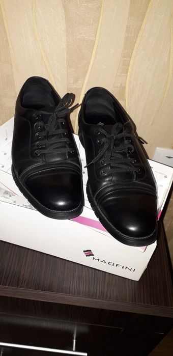 Чоловіче взуття шкіра