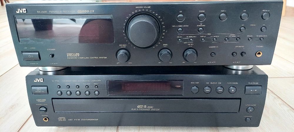 Zestaw stereo RX-230RBK +CD JVC XL-F154