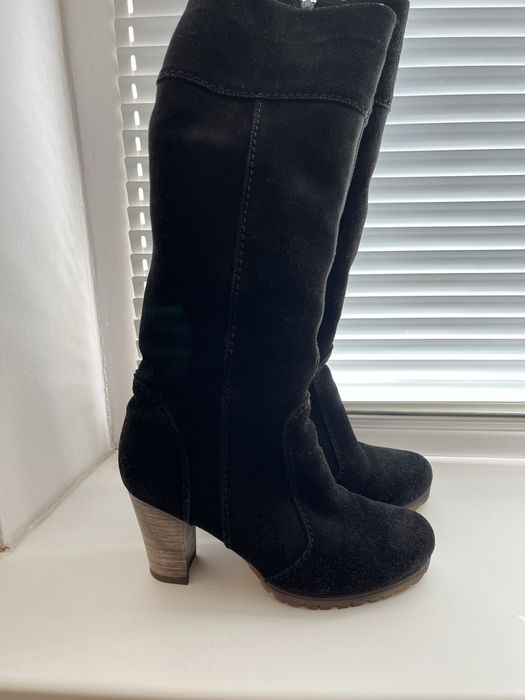 Зимові чоботи на підборах