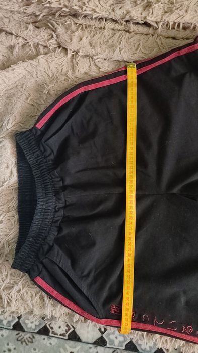 Спортивні штани adidas чорні з вишитими хрестами