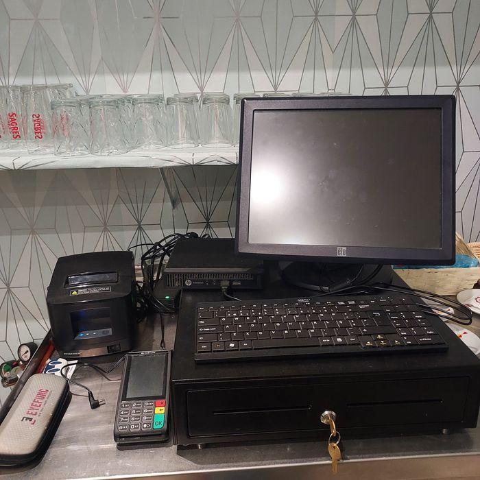 Computador semi novo