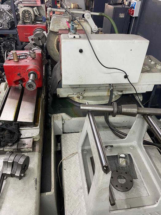 Szlifierka do wałów korbowych TOS