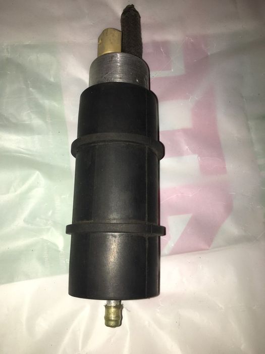 Топливный насос Pierburg