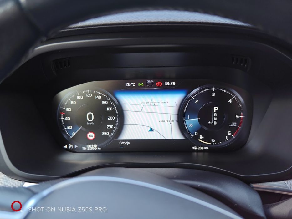 Volvo xc60 Inscription D4 190km Grey metallic