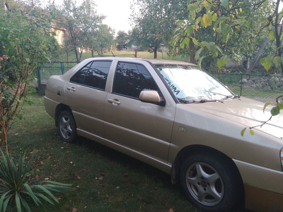 Продам Чері Амулет 2007 рік 1.6 бензин.Порвало сальник коленвала .