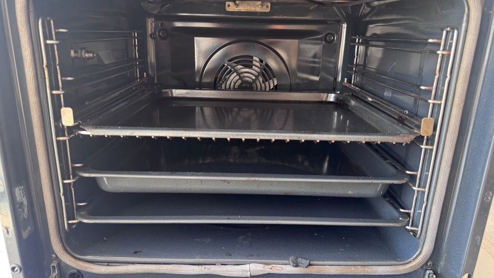 Forno AEG SteamCrisp BSE577321M Vapor + Pirólise 72L Inox