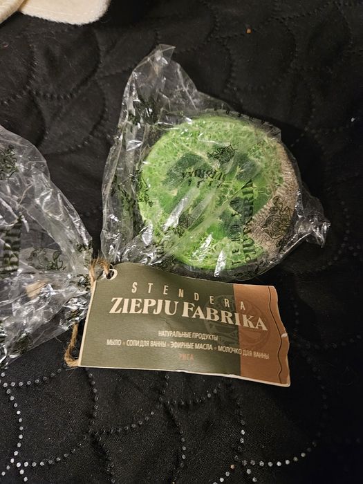 Mydło antycellulitowe z gąbką Loofah