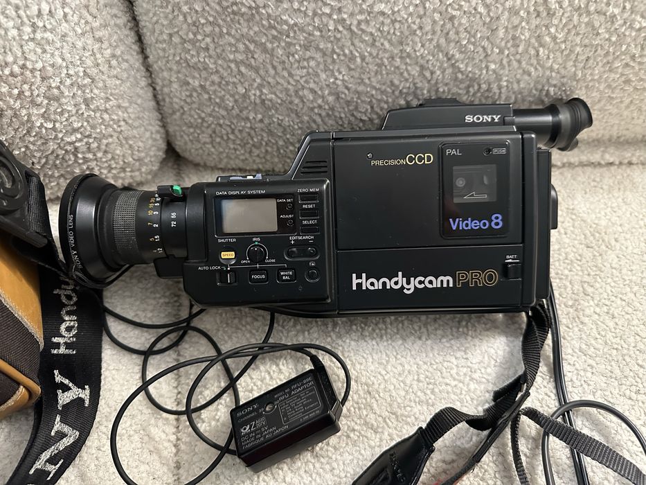Kamera Sony CCD-V90E video 8 camera recorder
