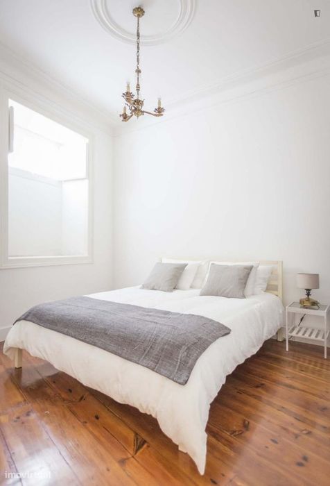 Apartamento com 2 quartos - localizado em Graça Lisbon