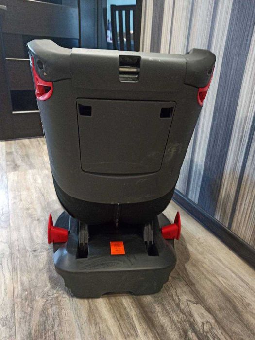 Детское Автокресло Avionaut Glider Expedition brown 9-25 КГ (9м.-7лет)