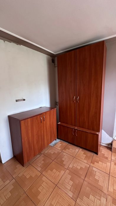 Продам прихожу .