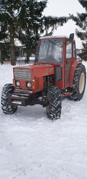 Fiat 670 napęd 4X4 Kabina rolniczo sadowniczy  Transport