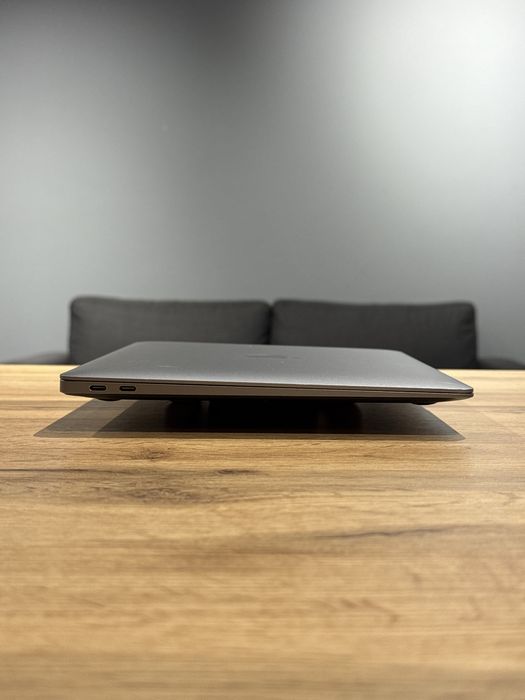 MacBook Air 13 2020 m1 16/256gb !! Гарантія від магазину !!