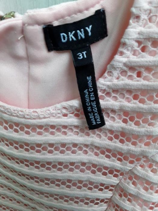 Стильное платье DKNY для девочки 3-4 года