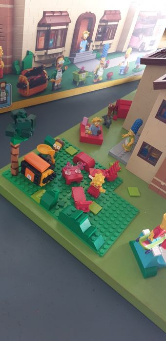 LEGO The Simpsons – Casa + Coleção Completa de Minifiguras