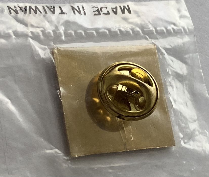 Metalowa vintage przypinka Euro Dyle 1992 rok