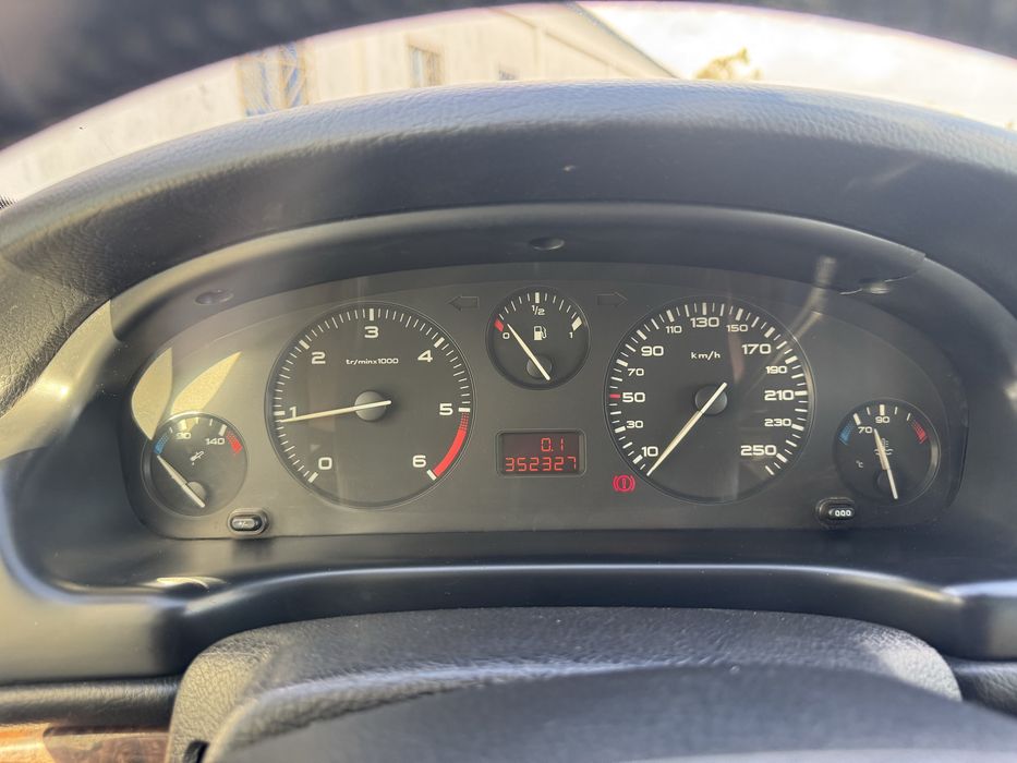 Peugeot 406 — fotografia 7