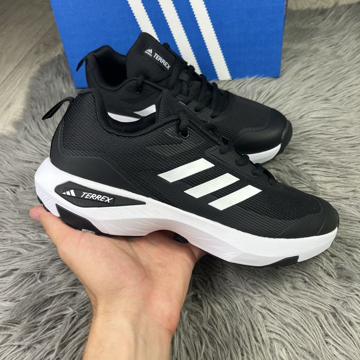 Кросівки чоловічі Adidas Terrex black white, чорно-білі (41-46) розміри