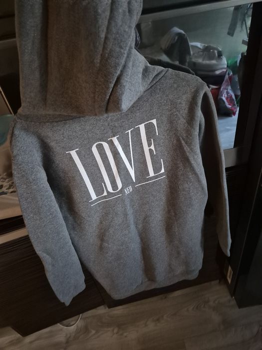 Bluza sportowa z kapturem