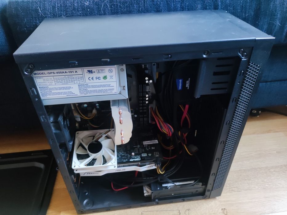 PC składak używany z dużą ilością RAM