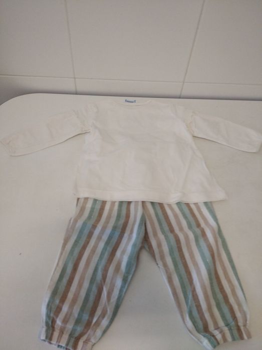 Conjunto de menina da Mayoral tamanho 2 anos
