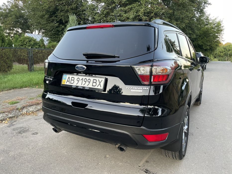 Продам Ford Escape