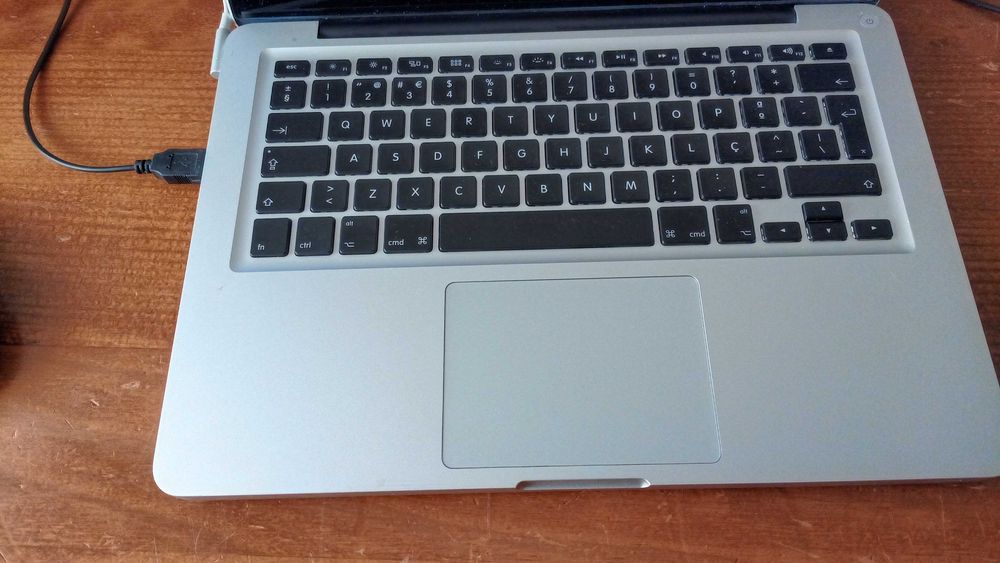MacBook Pro Intel Core i5