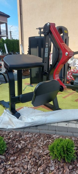 Sterling Technogym Rear Kick Hammer na Pośladki  Matrix Asystent