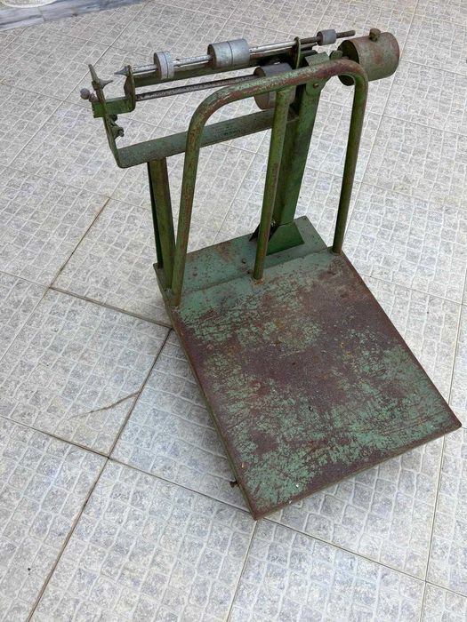 Balança da marca Cabral 100 kg