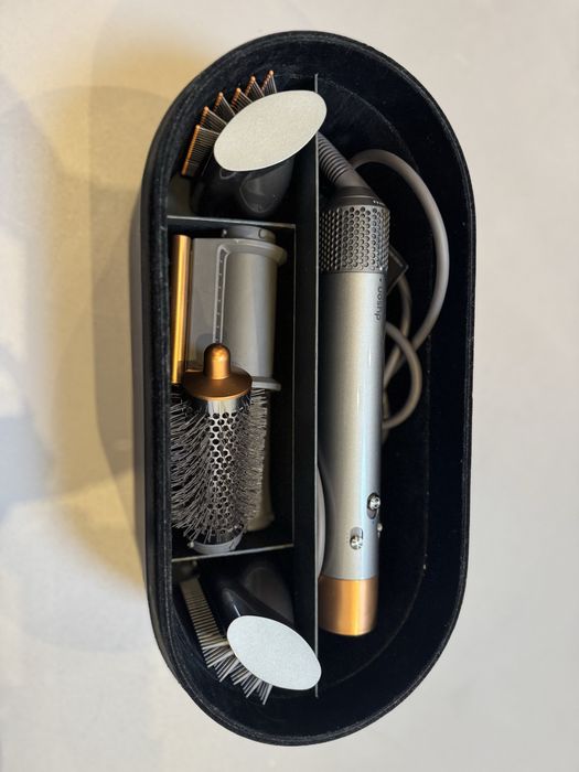 Dyson стайлер Airwrap