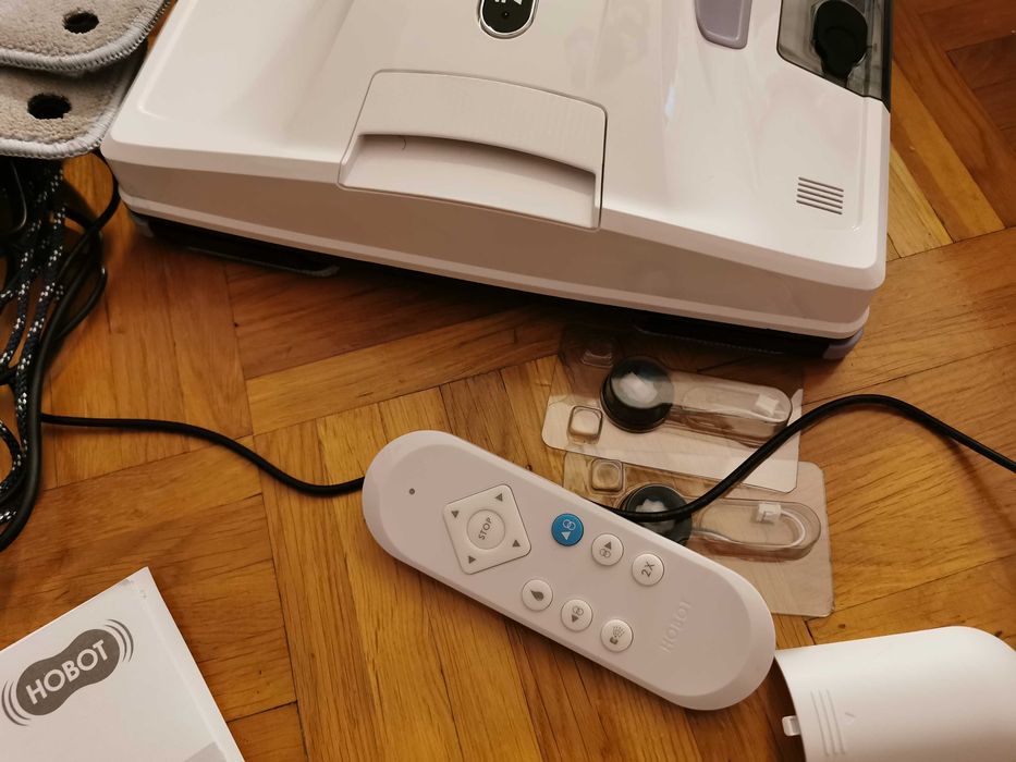 Automatyczna myjka do okien Hobot z 3x detergent