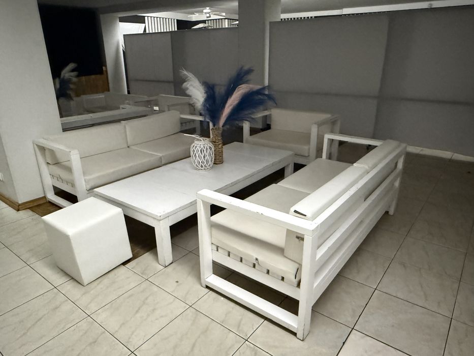 Sprzedam drewniane komplety tarasowe